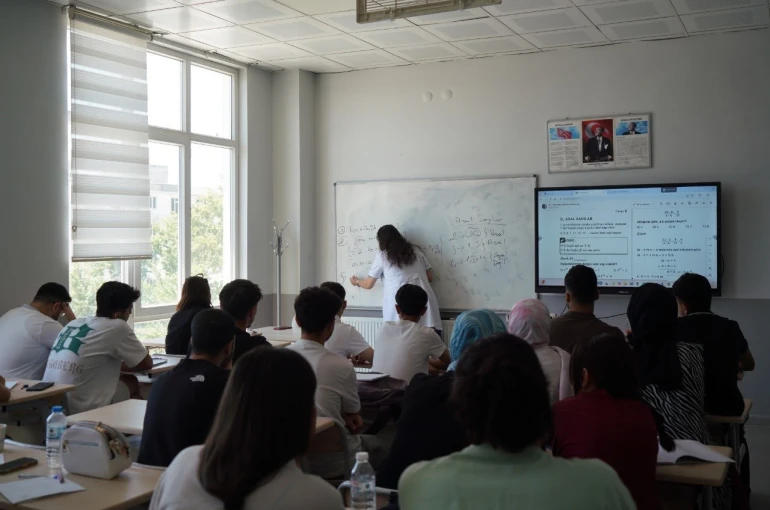 Adıyaman Belediyesi’nden KPSS adaylarına ücretsiz destek