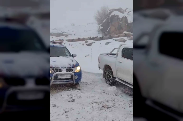 Adıyaman’da dağda mahsur kalan iki çoban ve 800 küçükbaş hayvan kurtarıldı