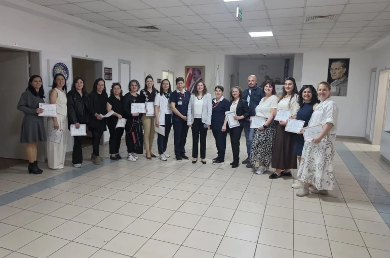 ADÜ Hastanesi’nde ameliyathane hemşirelerine sertifikalı eğitim