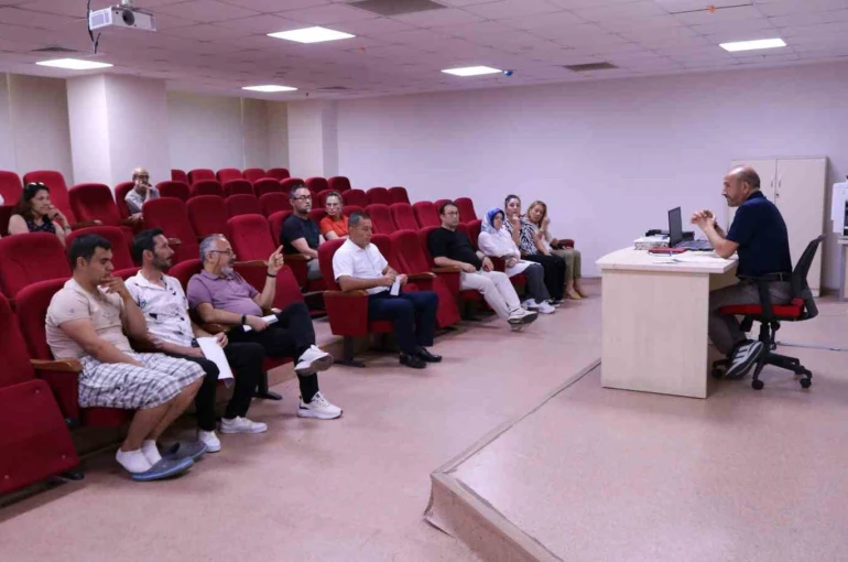ADÜ Tıp Fakültesi’nde İdari Personel Koordinasyon Toplantısı gerçekleştirildi