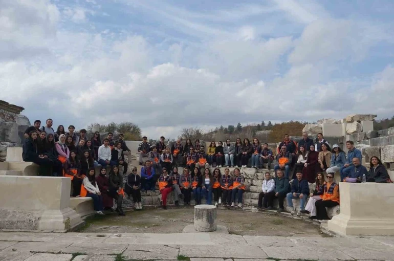 AFAD gönüllüleri tarihin izinde