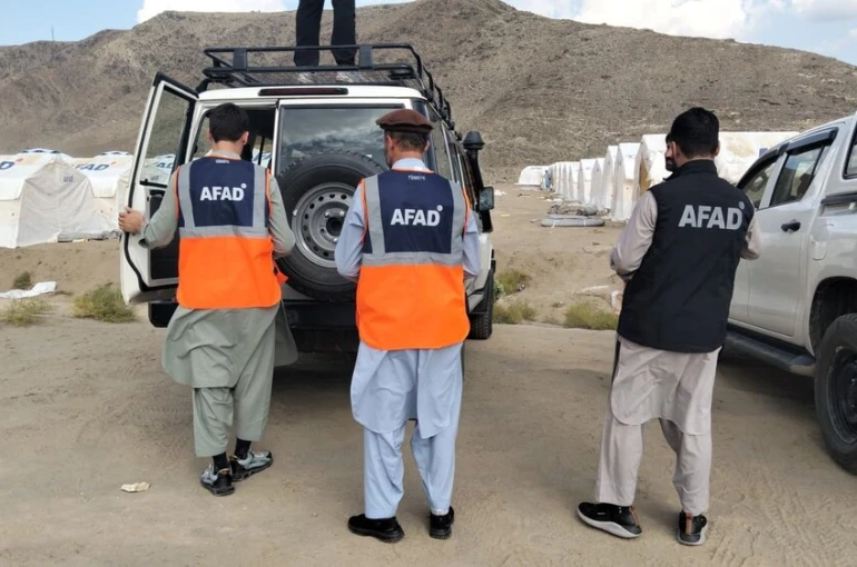 Afganistan’a gönderilen "deprem" yardımları bölgeye ulaştı