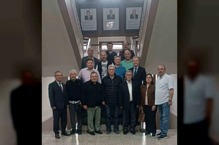 Afyon Lisesi Mezunları Derneği ilk kongresini yaptı
