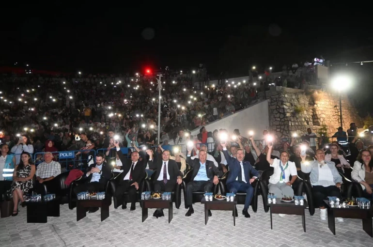 Afyonkarahisar’da ’Vişne ve Eber Sarısı Festivali’ başladı