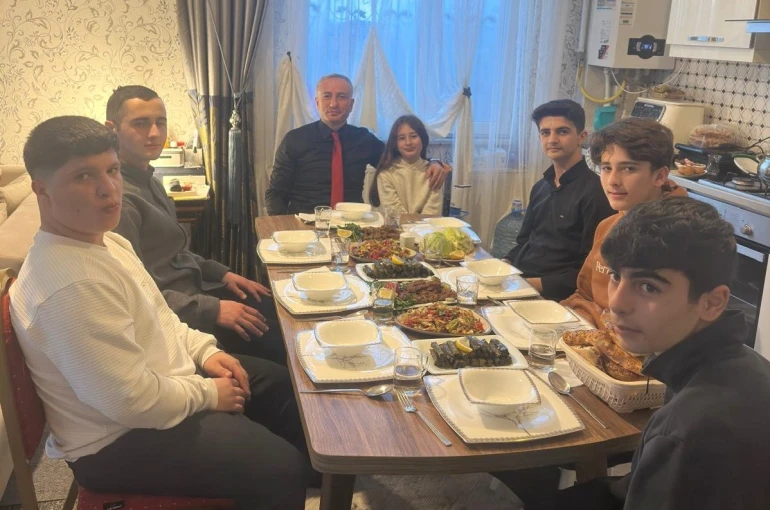 Ağrı Milli Eğitim Müdürü Kökrek’ten öğrencilere iftar