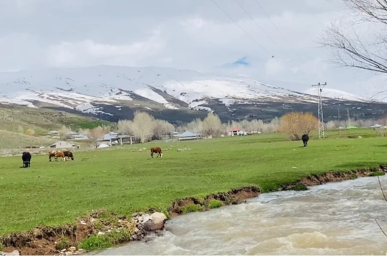Ağrı’da iki mevsim bir arada