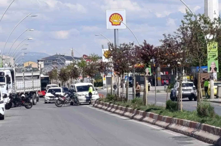 Ağrı’da şüpheli çanta kontrollü şekilde patlatıldı