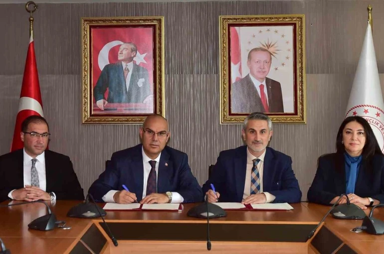 Ağrı’ya yeni spor tesisleri kazandırılacak