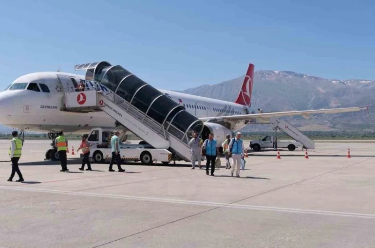 Ağustos ayında Erzincan Yıldırım Akbulut Havalimanı’nda 53 bin 144 yolcuya hizmet verildi