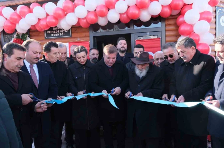 Ahmet Uğurlu Dede Zakirlik ve İrfan Ocağı Erzincan’da açıldı