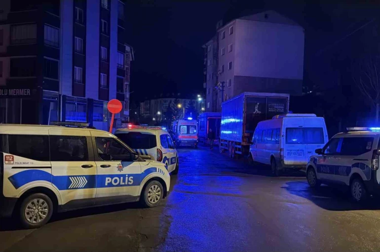 Aile içindeki kavgada baba ve oğlu öldü, babaanne yaralandı