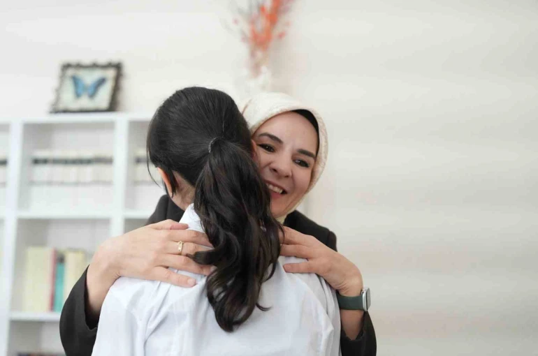 Aile ve Sosyal Hizmetler Bakanı Göktaş, bayram ziyaretlerinde bulundu
