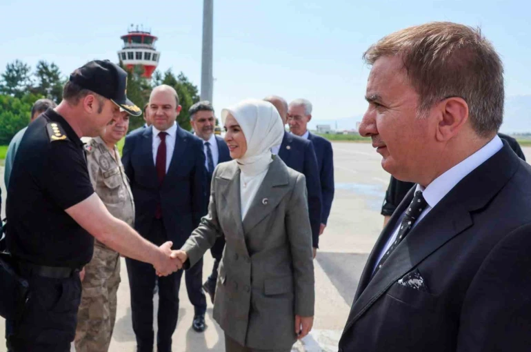 Aile ve Sosyal Hizmetler Bakanı Göktaş Erzincan’da