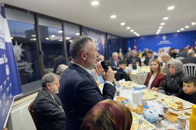 AK Parti Bilecik’te ‘Vefa İftarı’ gerçekleştirildi