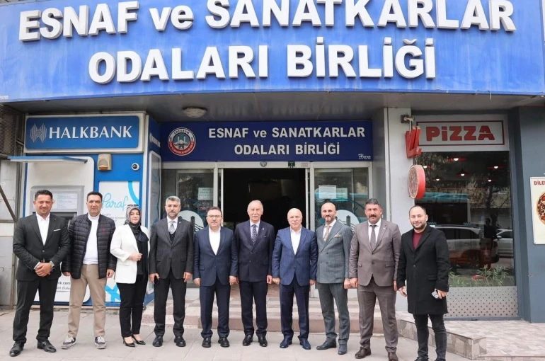 AK Parti Erzurum Milletvekili Altınok’tan ESOB’a ‘hayırlı olsun’ ziyareti
