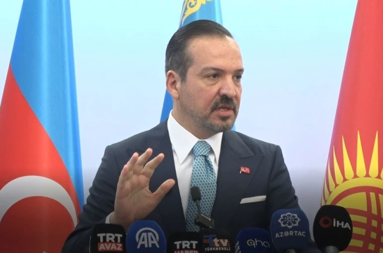 AK Parti Genel Başkan Yardımcısı Zorlu: "Toplantılarımızda birbirimizin dillerini konuşarak anlaşmayı bir kural haline getirelim"