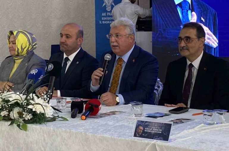 AK Parti Grup Başkan Vekili Akbaşoğlu: "CHP’de büyük bir kargaşa, koltuk kavgası ve iç çekişme görüyoruz"