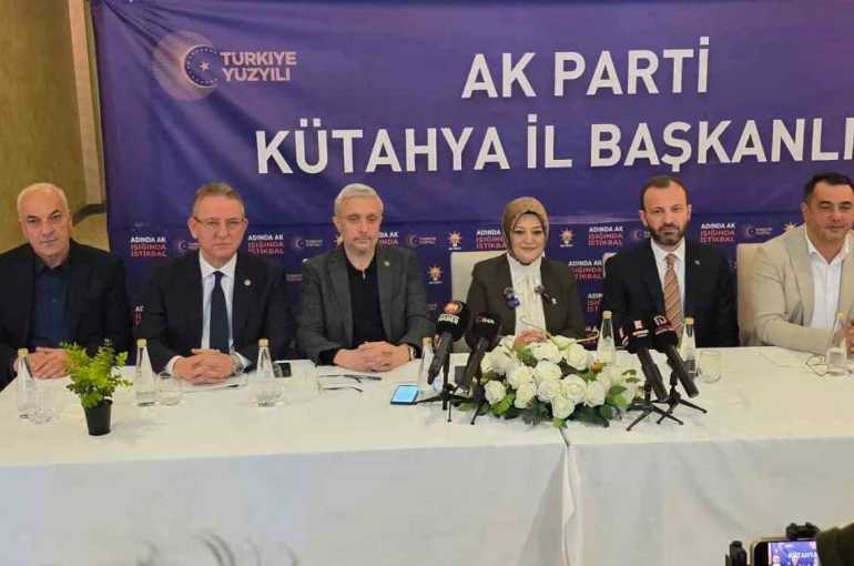 AK Parti Kütahya Teşkilatı’nın 1 yıllık çalışmaları değerlendirildi