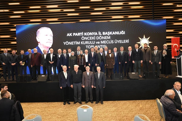AK Parti'nin “Vefa Varsa Veda Yoktur” programına yoğun ilgi