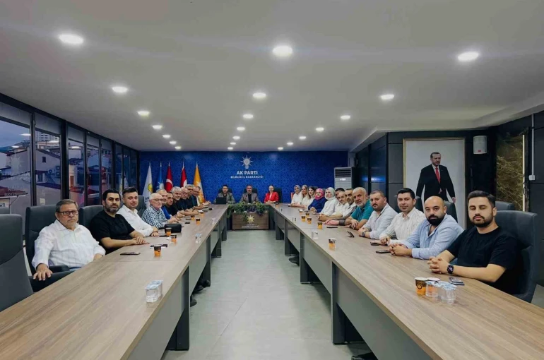 AK Parti’de yol haritası belirlendi