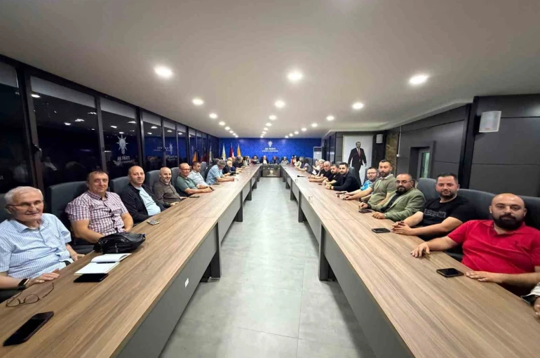 AK Parti’de yol haritası belirlendi