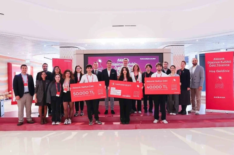 Akbank Düşünce Kulübü ile gençler Harvard Yaz Okulu yolunda