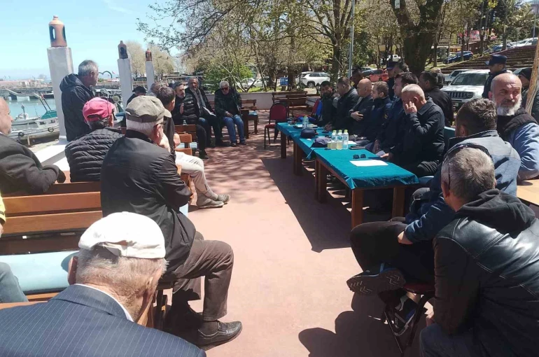 Akçakoca’da balıkçılık sezonu ve sıfır atık projesi bilgilendirme toplantısı