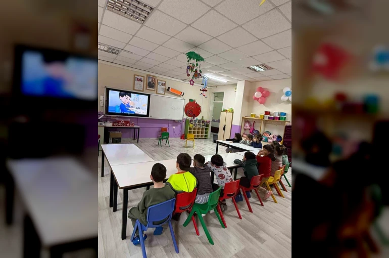Akçakoca’da minik öğrencilere ağız ve diş sağlığı eğitimi