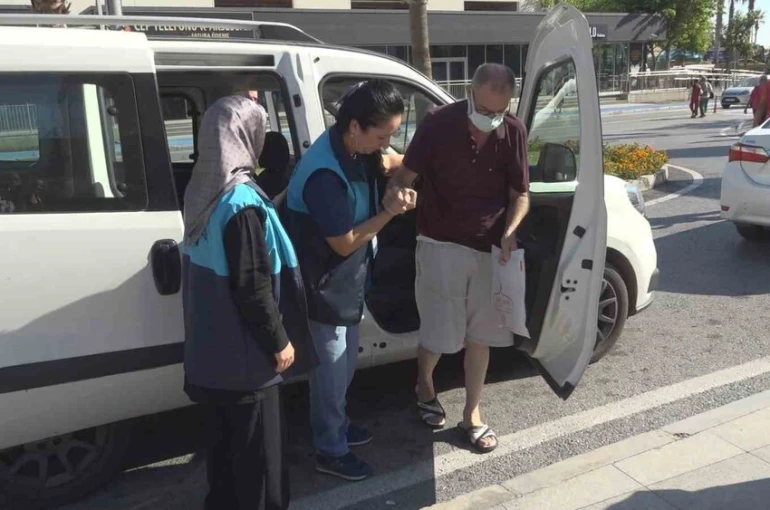 Akdeniz Belediyesinin onkobüsü hayatlara dokunuyor