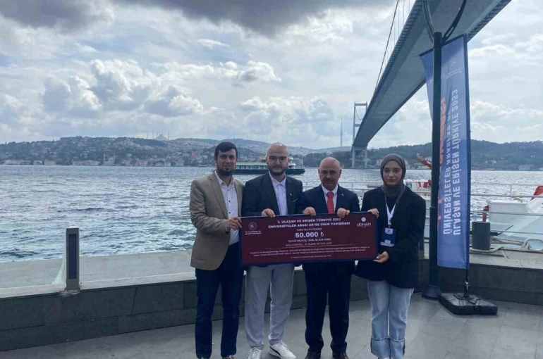 AKİS ile özel ödülün sahibi oldular