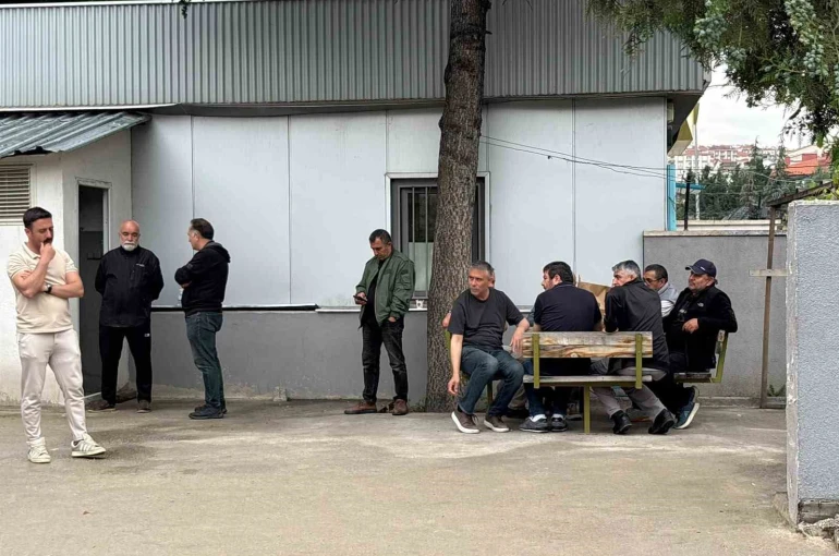 Akranının bıçaklayarak öldürdüğü 16 yaşındaki çocuğun babası feryat etti: "Benim ciğerim yanıyor, bitmiş haldeyim"
