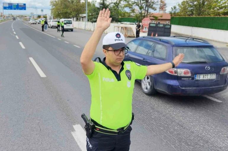 Aksaray’da bayram tatilinin son gününde yoğun denetim