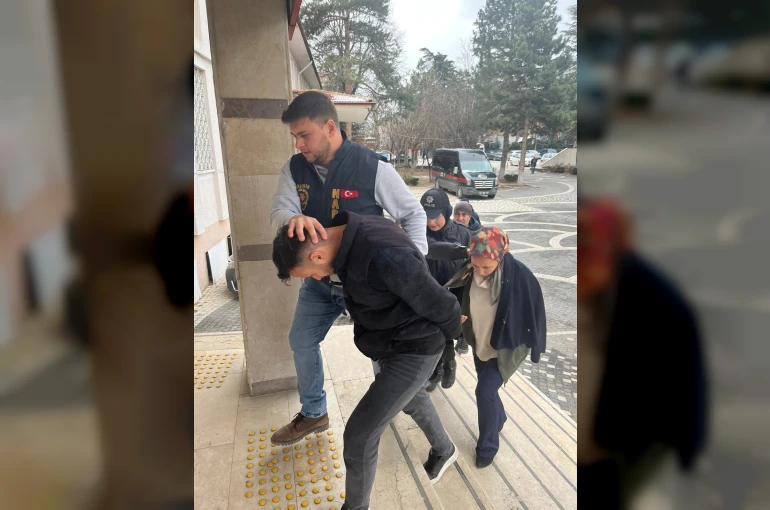 Akşehir’de 10 bin 550 adet uyuşturucu hap ele geçirildi: 2 tutuklama