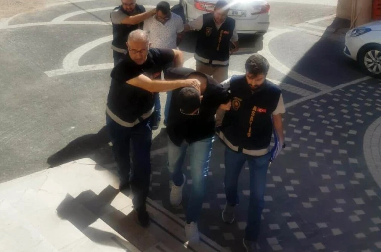 Akşehir’de sahte altın operasyonu: 2 kişi yakalandı