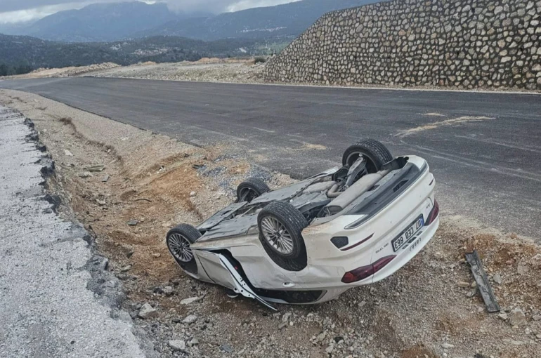 Akseki’de trafik kazası: 1 yaralı