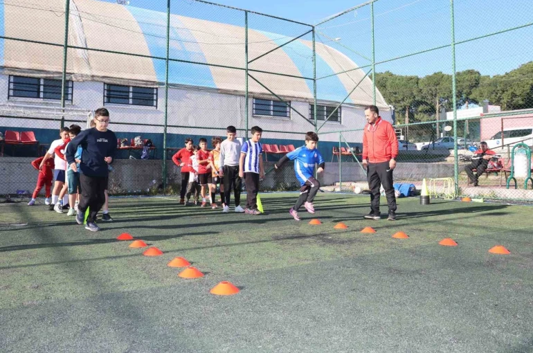 Aksu Belediyesi yaz spor kursları başlıyor
