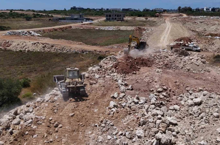 Aksu’da yeni imar yolu çalışmaları