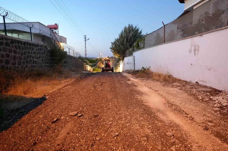 Aktoprak ve Nesimi’de yol çalışmaları tamamlandı