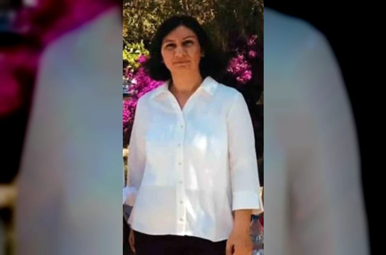 Akyaka’da muhtarlık koltuğu kocasından karısına geçti