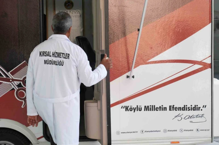 Alanya Belediyesi mobil kuaför aracı hizmete başladı