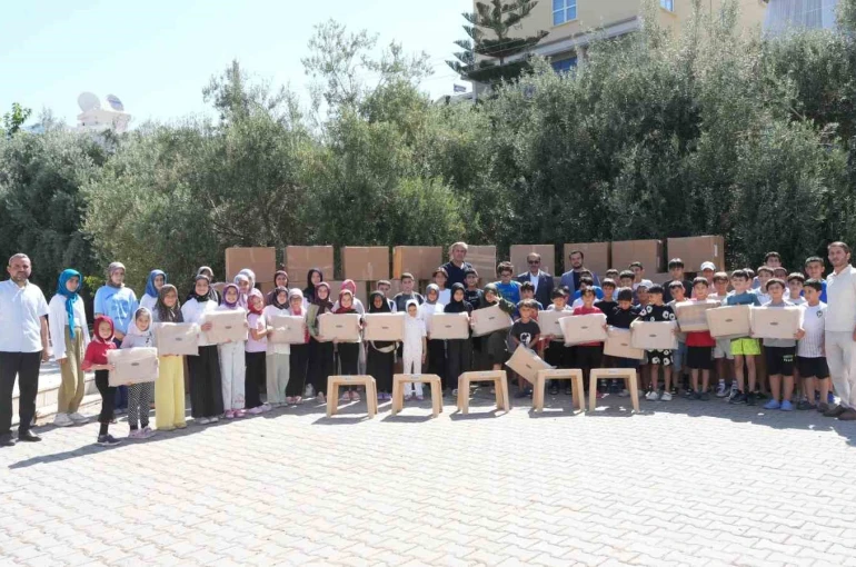 Alanya Belediyesi’nden Kur’an kurslarına 800 rahle desteği