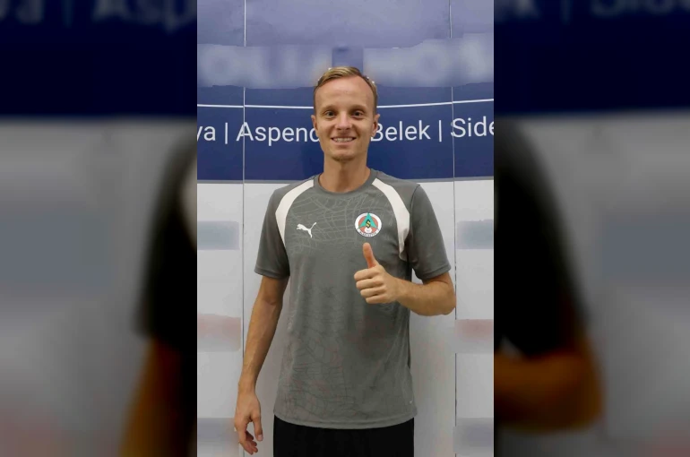 Alanyaspor’da teknik heyet ve futbolcular, sağlık kontrolünden geçti