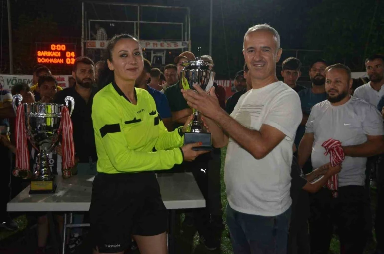 Alaplı’da Şehitler anısına futbol turnuvası düzenlendi