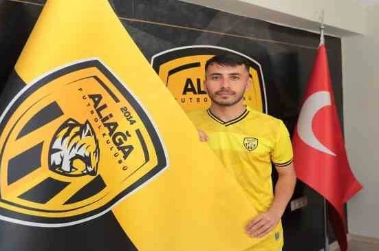 Aliağa FK, Alberk Koç’u kadrosuna kattı