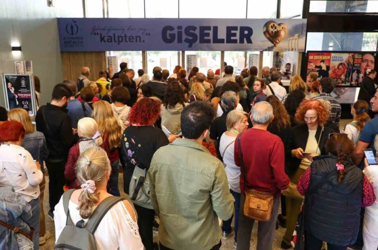Altın Portakal Film Festivali biletlerine yoğun ilgi