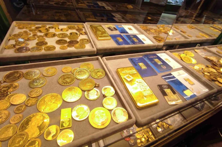Altın tüm zamanların rekorunu kırdı