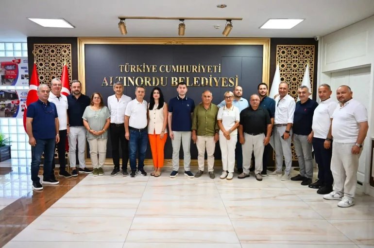 Altınordu Belediye Başkanı Tepe, CHP’den istifa etti