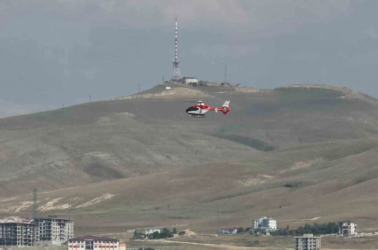 Ambulans helikopter kalp hastası için havalandı