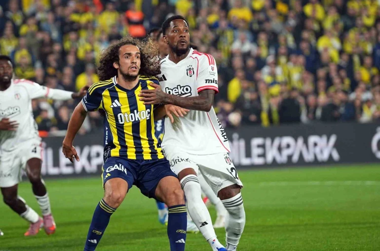 Amir Murillo hastaneye götürüldü
