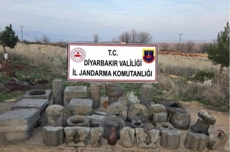 ’Anadolu Mirası Operasyonu’nda 36 adet tarihi obje ele geçirildi